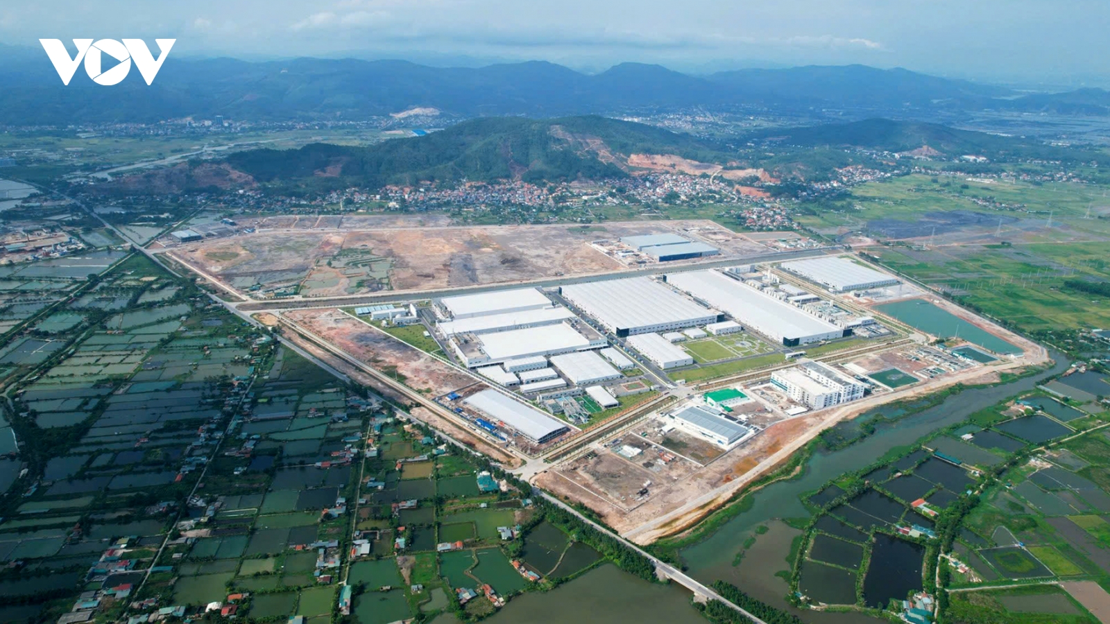 Quảng Ninh nỗ lực đạt mục tiêu tăng trưởng 14% cho cả năm 2025